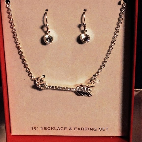 Jewelry set - Picture 3 of 5